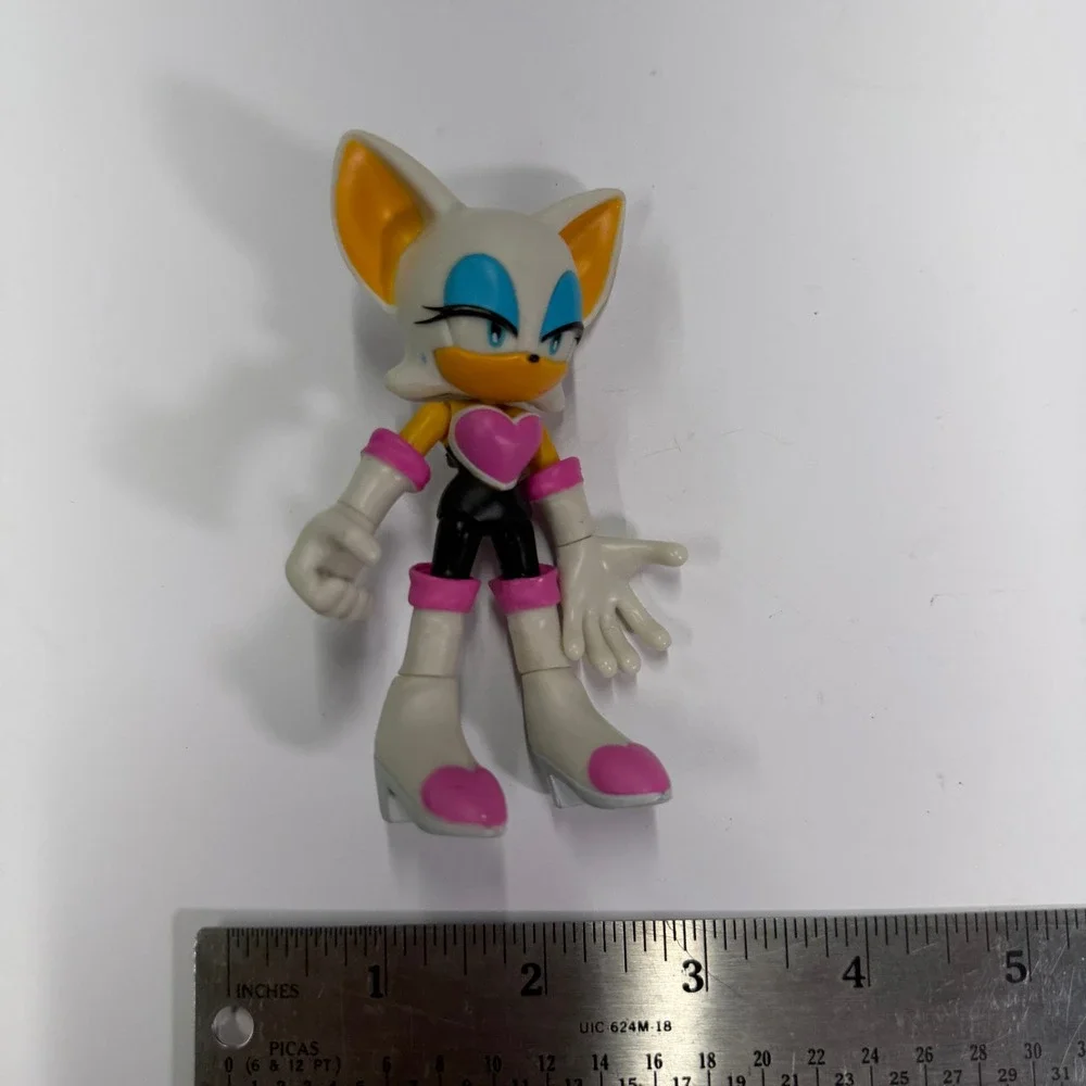 Jazwares Sonic the Hedgehog Rouge the Bat 3 Inch Action Figure Sega Toy